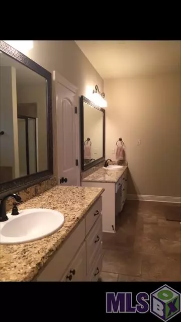 13174 Brookcrest Dr, Walker, LA 70785 photo 10