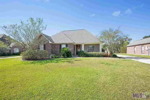 13475 Paces Pointe Dr, Gonzales, LA 70737 photo 1