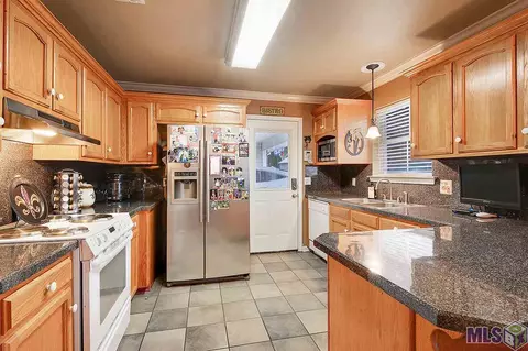 13568 S S Trce, Walker, LA 70785 photo 4