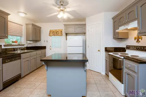 29690 Melanie St, Walker, LA 70785 photo 7