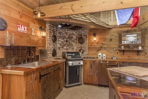 13907 Old River Rd, Maurepas, LA 70449 photo 5