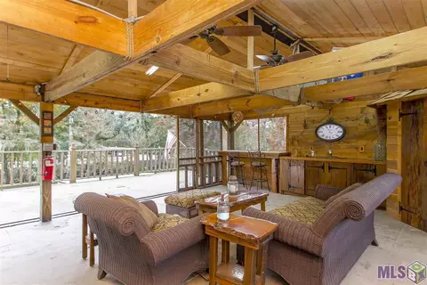 13907 Old River Rd, Maurepas, LA 70449 photo 8
