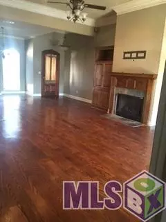 34051 Springlake Dr, Walker, LA 70785 photo 10