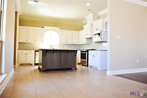 12420 Three Lakes Dr, Walker, LA 70785 photo 7