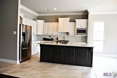 12430 Three Lakes Dr, Walker, LA 70785 photo 8
