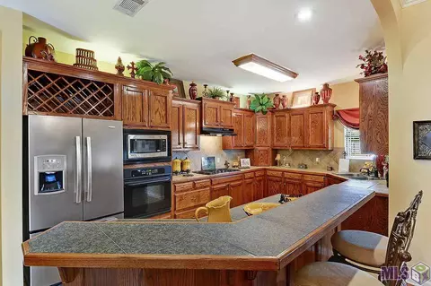 34076 Spring Lake Dr, Walker, LA 70785 photo 4
