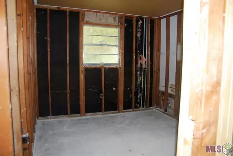 28401 Magnolia, Walker, LA 70785 photo 3