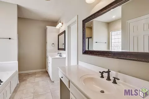 11345 Peaks Ave, Walker, LA 70785 photo 7