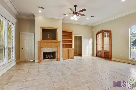11345 Peaks Ave, Walker, LA 70785 photo 3