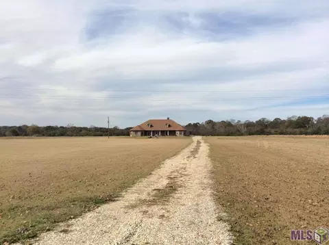 24243 Riley Rd, Pride, LA 70770 photo 2
