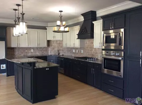 24243 Riley Rd, Pride, LA 70770 photo 5