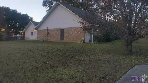 809 Sandra Dr, Baker, LA 70714 photo 3