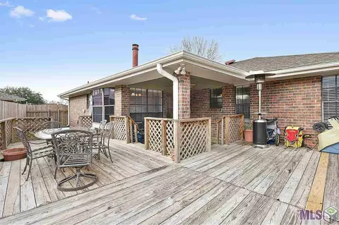 841 Dolphin Ct, Kenner, LA 70065 photo 11