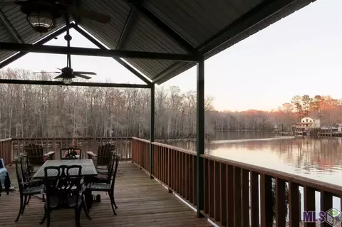 20369 Patricia St, Killian, LA 70462 photo 4