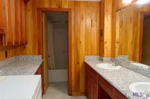 20369 Patricia St, Killian, LA 70462 photo 14