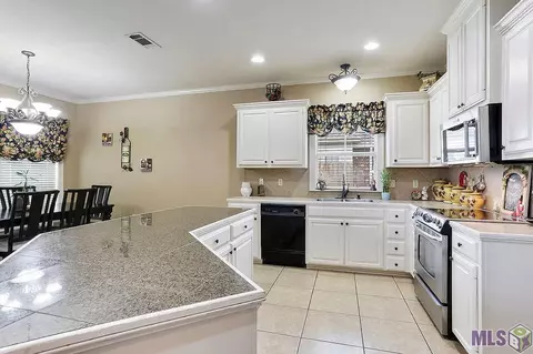 12450 Deerfield Dr, Walker, LA 70785 photo 6
