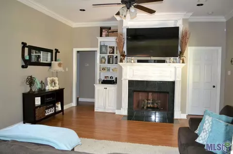 33853 Natures Way, Walker, LA 70785 photo 5