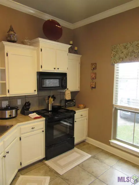 32825 Briar Oak Dr, Walker, LA 70785 photo 6