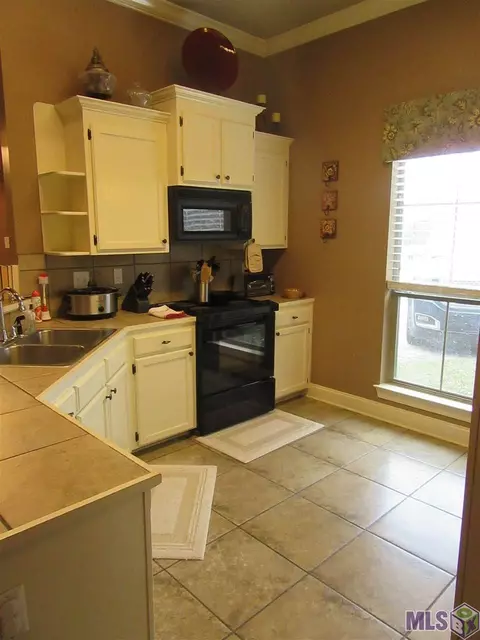32825 Briar Oak Dr, Walker, LA 70785 photo 8