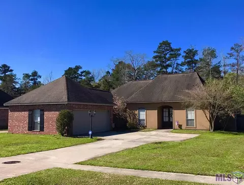 32825 Briar Oak Dr, Walker, LA 70785 photo 1