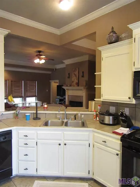 32825 Briar Oak Dr, Walker, LA 70785 photo 7