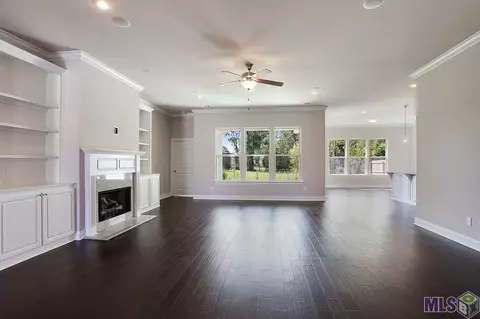 16038 Greycliff Ave, Pride, LA 70770 photo 6