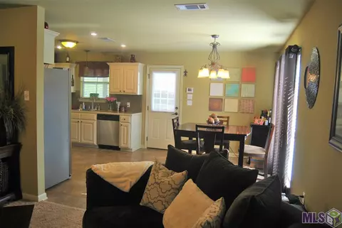12296 Creekside Ave, Walker, LA 70785 photo 5
