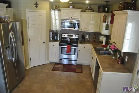 12296 Creekside Ave, Walker, LA 70785 photo 8