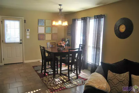 12296 Creekside Ave, Walker, LA 70785 photo 6