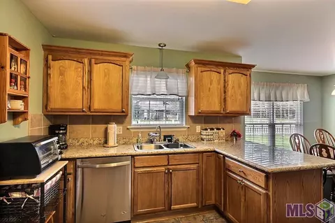 31695 Avants Rd, Walker, LA 70785 photo 6