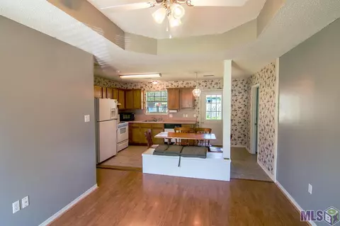 30026 Corbin Ave, Walker, LA 70785 photo 4