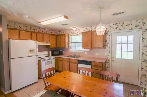 30026 Corbin Ave, Walker, LA 70785 photo 5