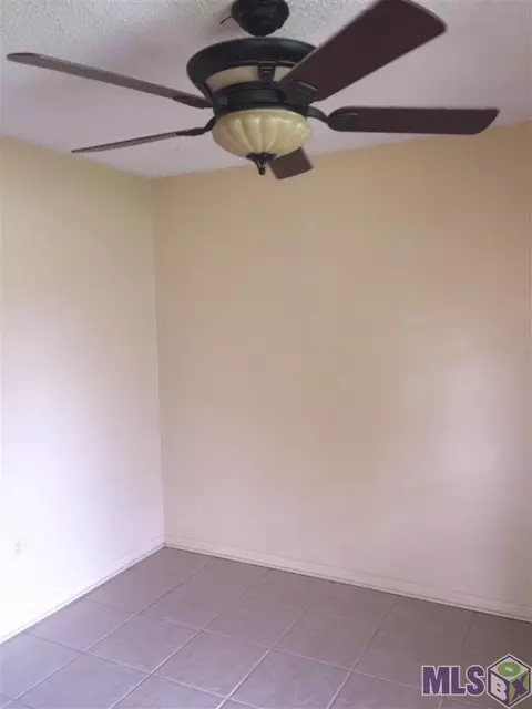 306 Sandra Dr, Baker, LA 70714 photo 8