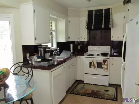 31393 River Pines Dr, Springfield, LA 70462 photo 5