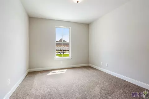16154 Blackstone Dr, Pride, LA 70770 photo 11