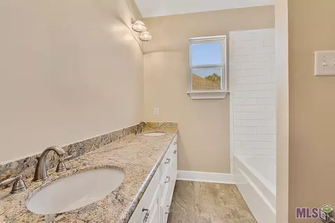 28025 Great Eagle Ave, Walker, LA 70785 photo 11