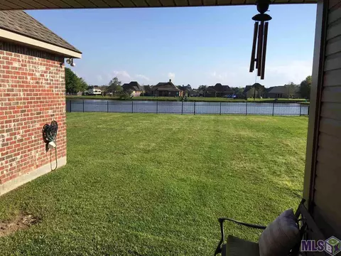 12436 Winter Ridge Dr, Walker, LA 70785 photo 4