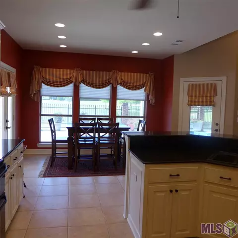 34083 Springlake Dr, Walker, LA 70785 photo 11