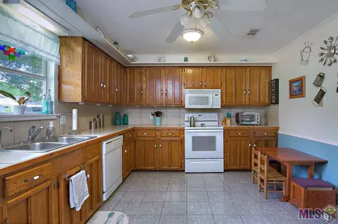 14641 Springfield Rd, Walker, LA 70785 photo 10