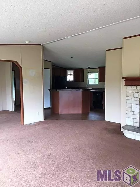 12205 Clanton Dr, Walker, LA 70785 photo 3