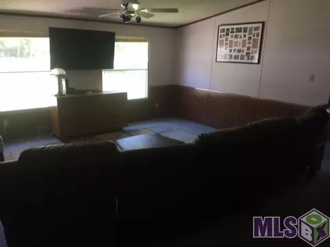14935 Taurus Ave, Pride, LA 70770 photo 9