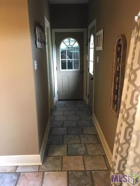 30085 Oak Shadow Dr, Walker, LA 70785 photo 13