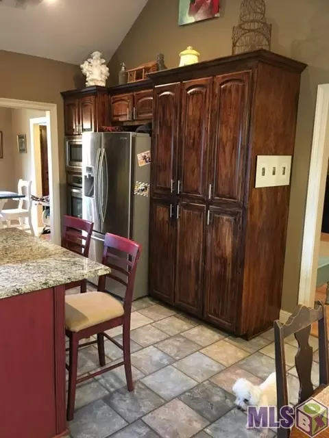 30085 Oak Shadow Dr, Walker, LA 70785 photo 14