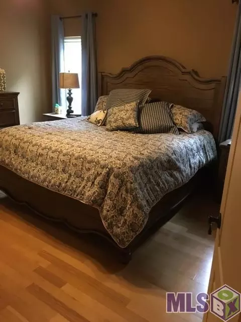 30085 Oak Shadow Dr, Walker, LA 70785 photo 23