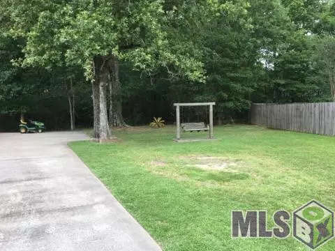 30085 Oak Shadow Dr, Walker, LA 70785 photo 6