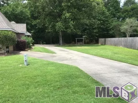 30085 Oak Shadow Dr, Walker, LA 70785 photo 5