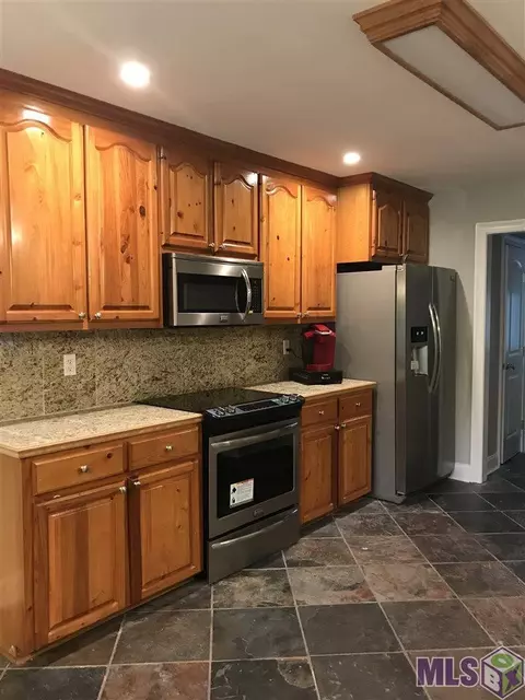 27035 Glascock Ln, Walker, LA 70785 photo 5