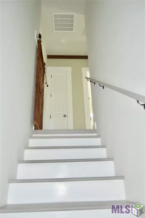 26163 Riverscape Dr, Springfield, LA 70462 photo 13
