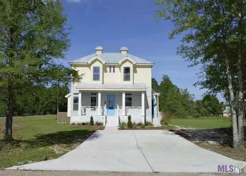 26163 Riverscape Dr, Springfield, LA 70462 photo 5