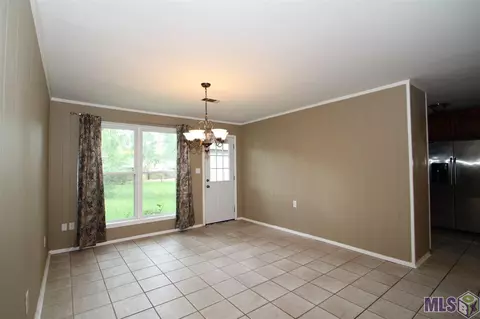319 Epperson St, Baker, LA 70714 photo 8